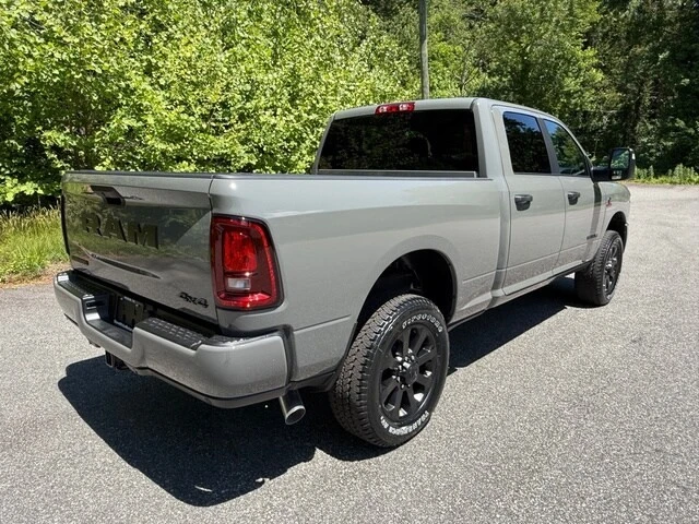 2026 Ram 2500 - Image 7 of 31