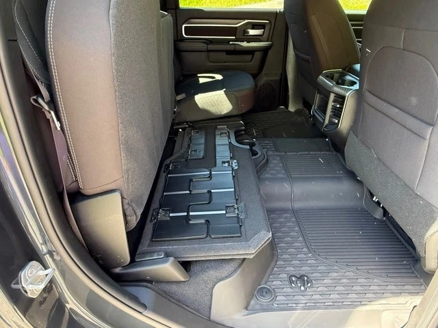 2026 Ram 2500 - Image 20 of 31