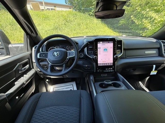 2026 Ram 2500 - Image 13 of 31