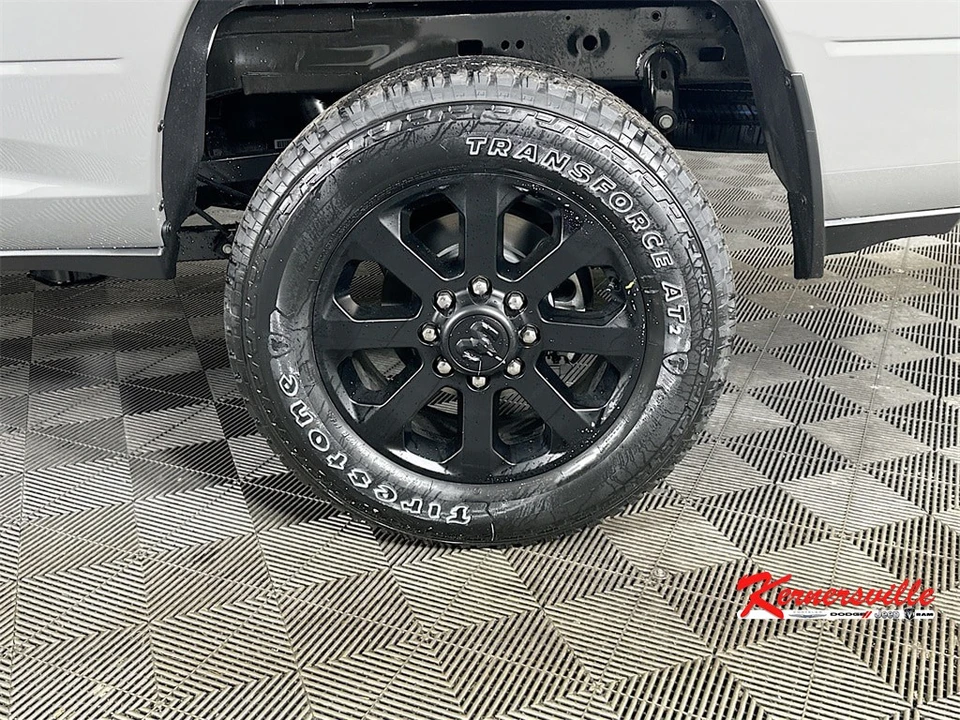 2026 Ram 2500 - Image 17 of 21