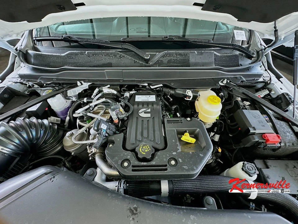 2026 Ram 2500 - Image 17 of 21