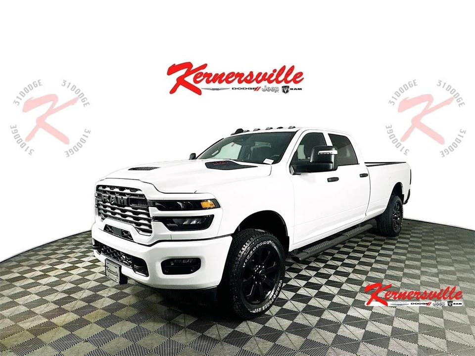 2026 Ram 2500 - Image 3 of 12