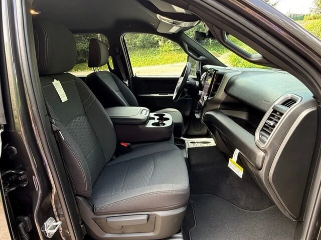 2026 Ram 2500 - Image 18 of 29