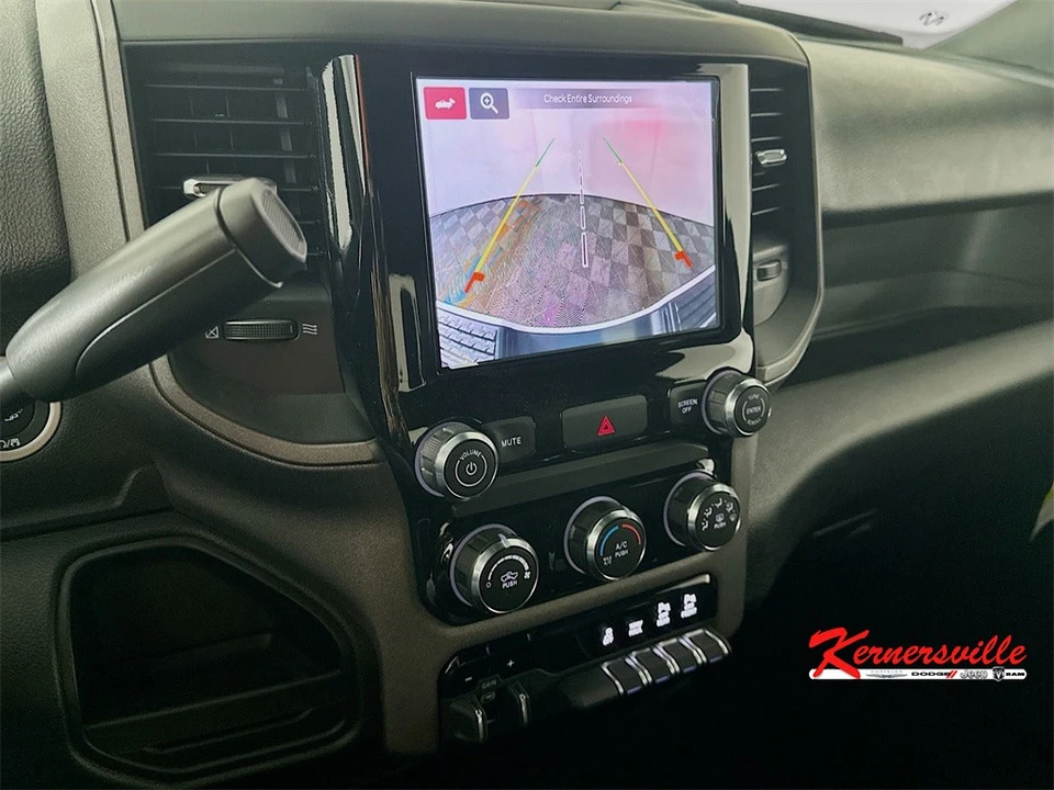 2026 Ram 2500 - Image 15 of 21
