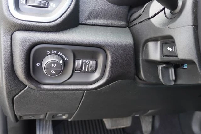 2026 Ram 2500 - Image 30 of 31