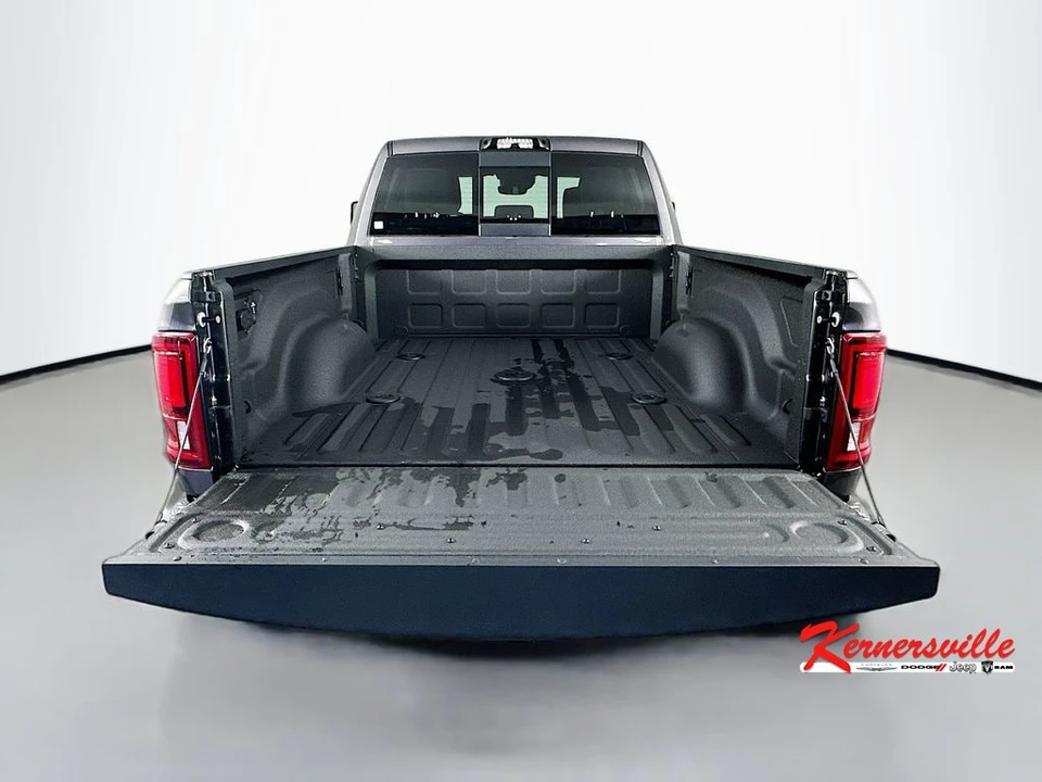 2026 Ram 2500 - Image 16 of 24