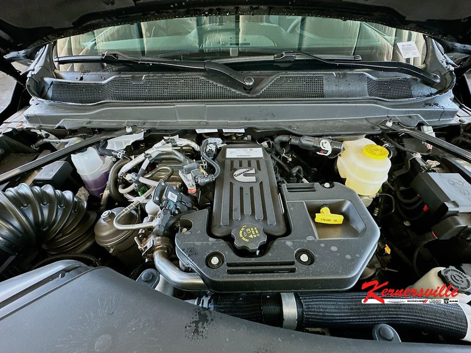 2026 Ram 2500 - Image 17 of 21