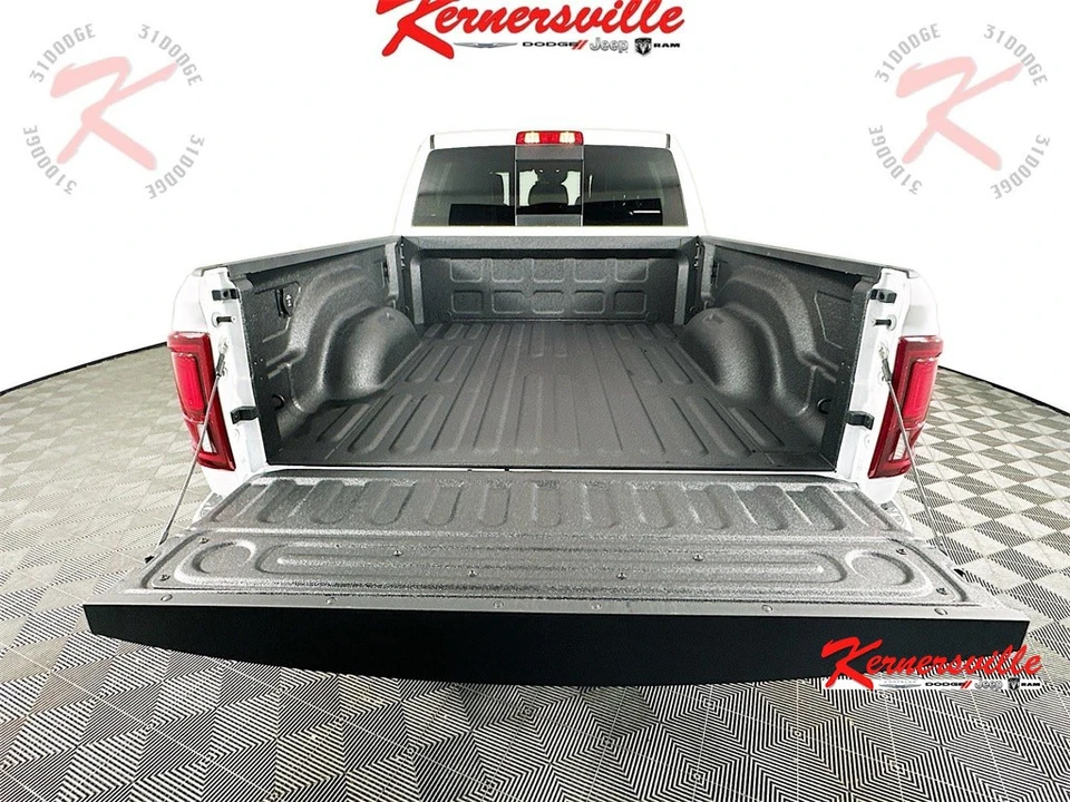 2026 Ram 2500 - Image 17 of 21