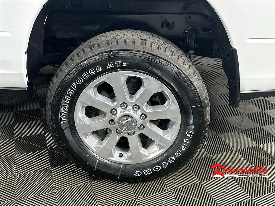2026 Ram 2500 - Image 18 of 21