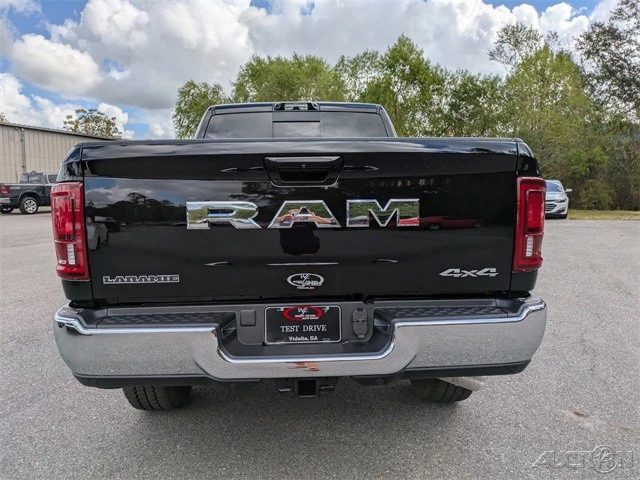 2026 Ram 2500 - Image 5 of 12