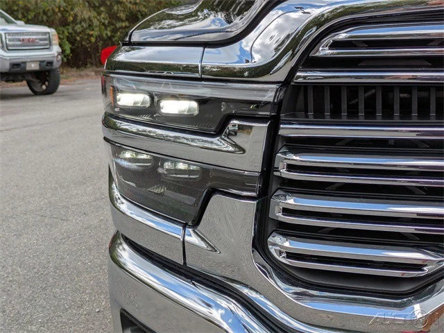 2026 Ram 2500 - Image 10 of 12