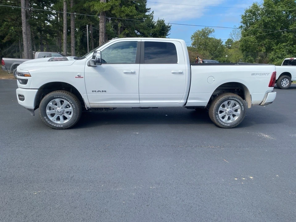 2026 Ram 2500 - Image 8 of 12