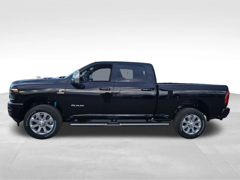 2026 Ram 2500 - Image 16 of 21