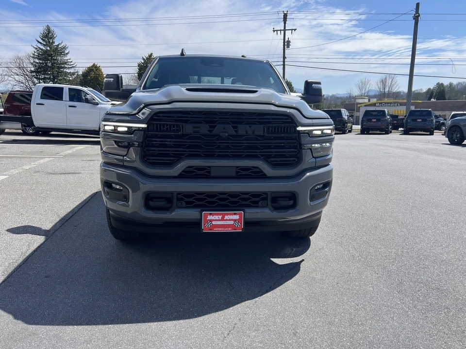 2026 Ram 2500 - Image 5 of 31
