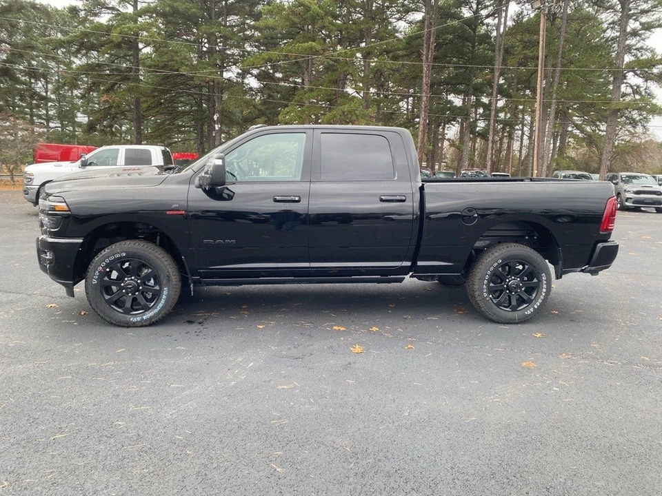 2026 Ram 2500 - Image 8 of 12