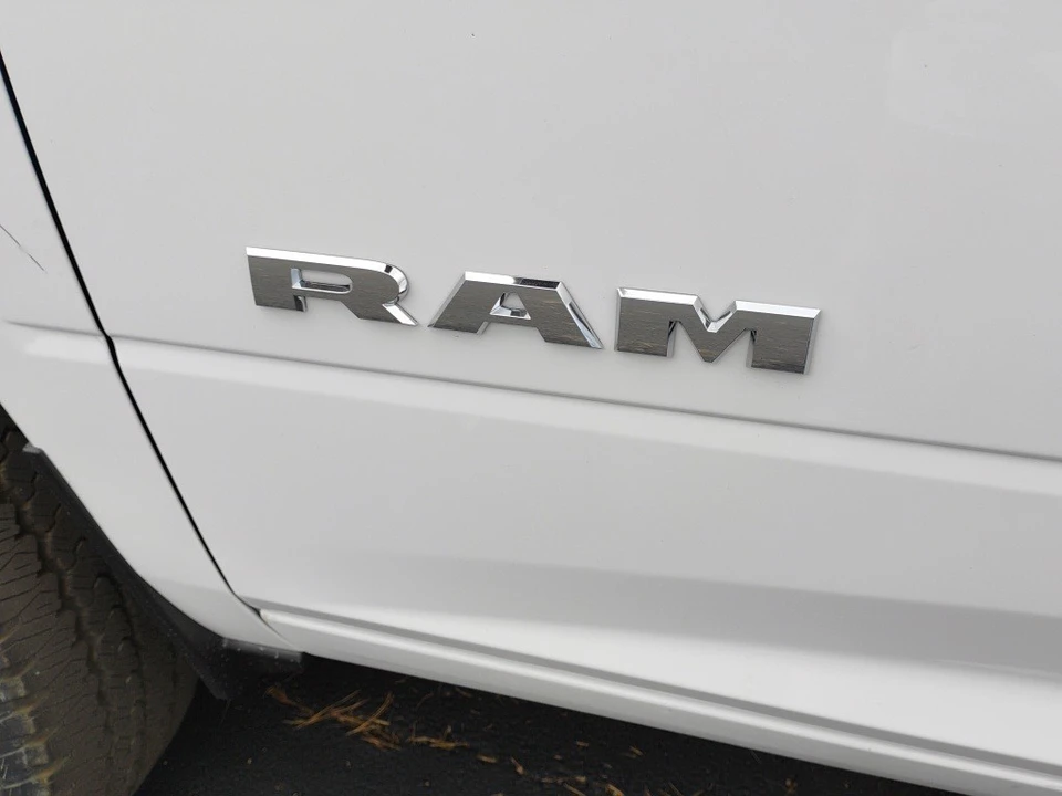 2026 Ram 2500 - Image 10 of 12