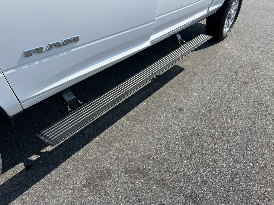 2026 Ram 2500 - Image 16 of 21