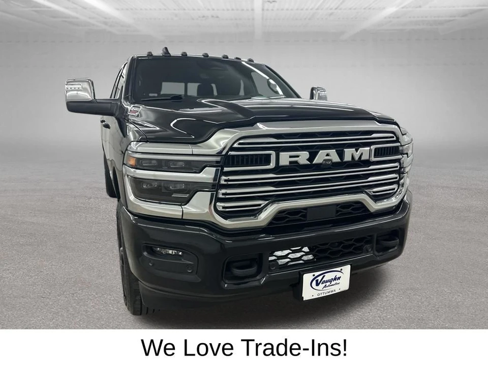 2026 Ram 2500 - Image 3 of 31