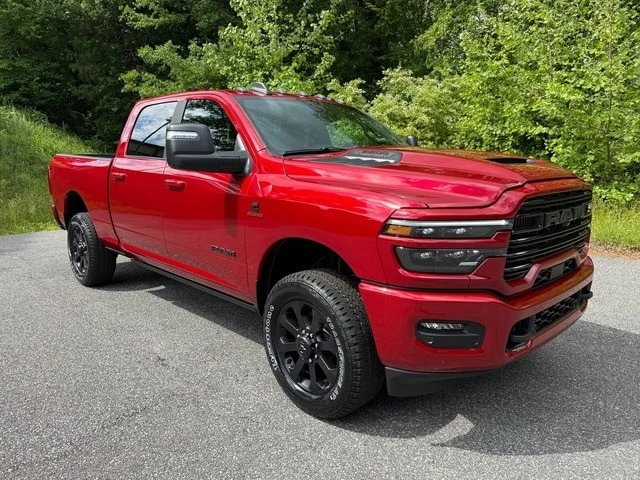 2026 Ram Heavy Duty - Image 4 of 31