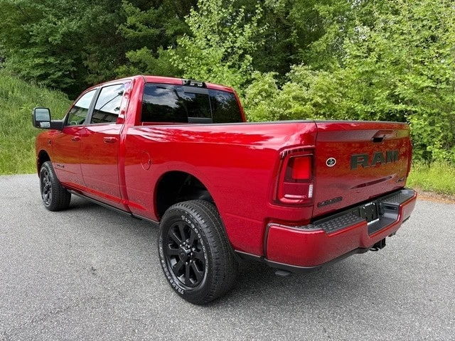 2026 Ram Heavy Duty - Image 11 of 31