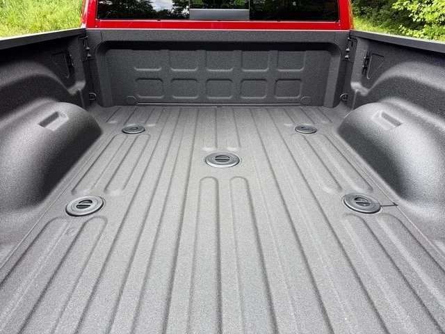 2026 Ram Heavy Duty - Image 10 of 31