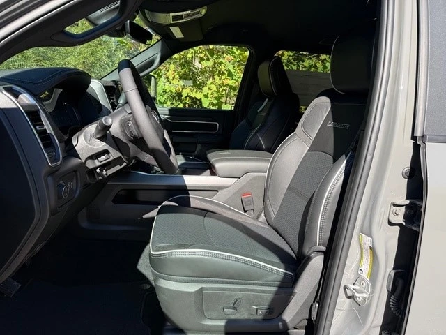 2026 Ram 2500 - Image 13 of 21