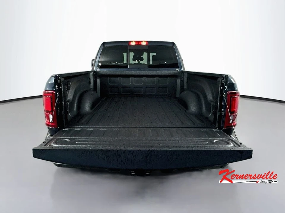 2026 Ram 2500 - Image 16 of 21
