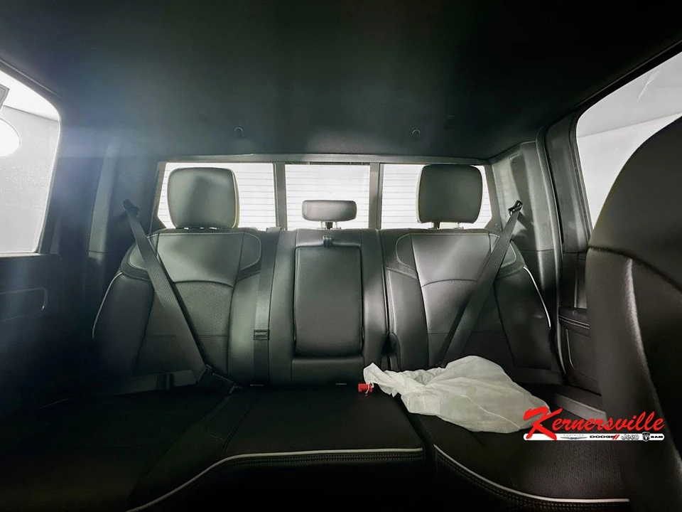 2026 Ram 2500 - Image 10 of 12