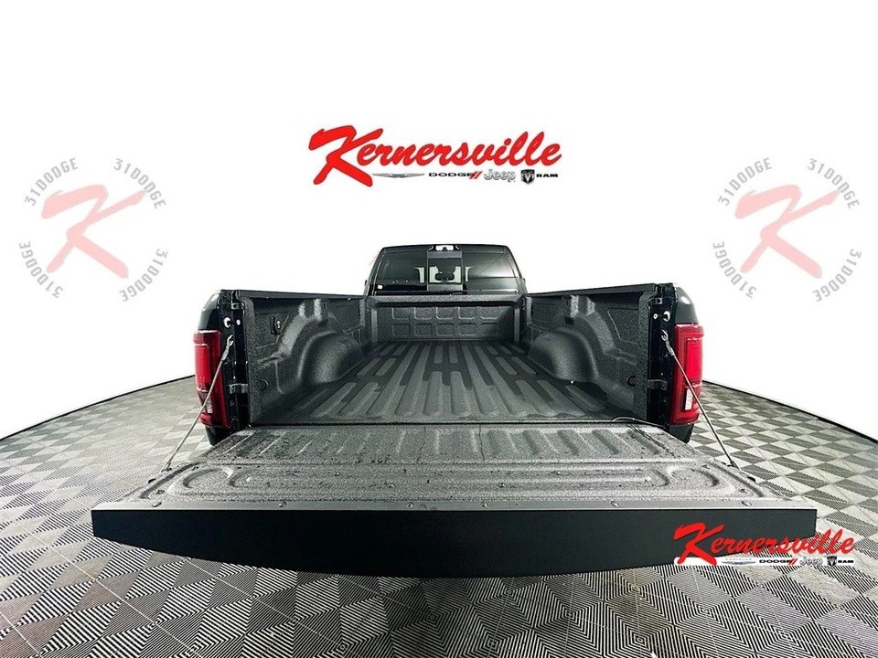 2026 Ram 2500 - Image 16 of 21