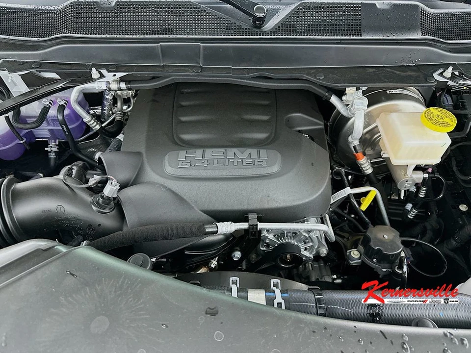 2026 Ram 2500 - Image 18 of 21