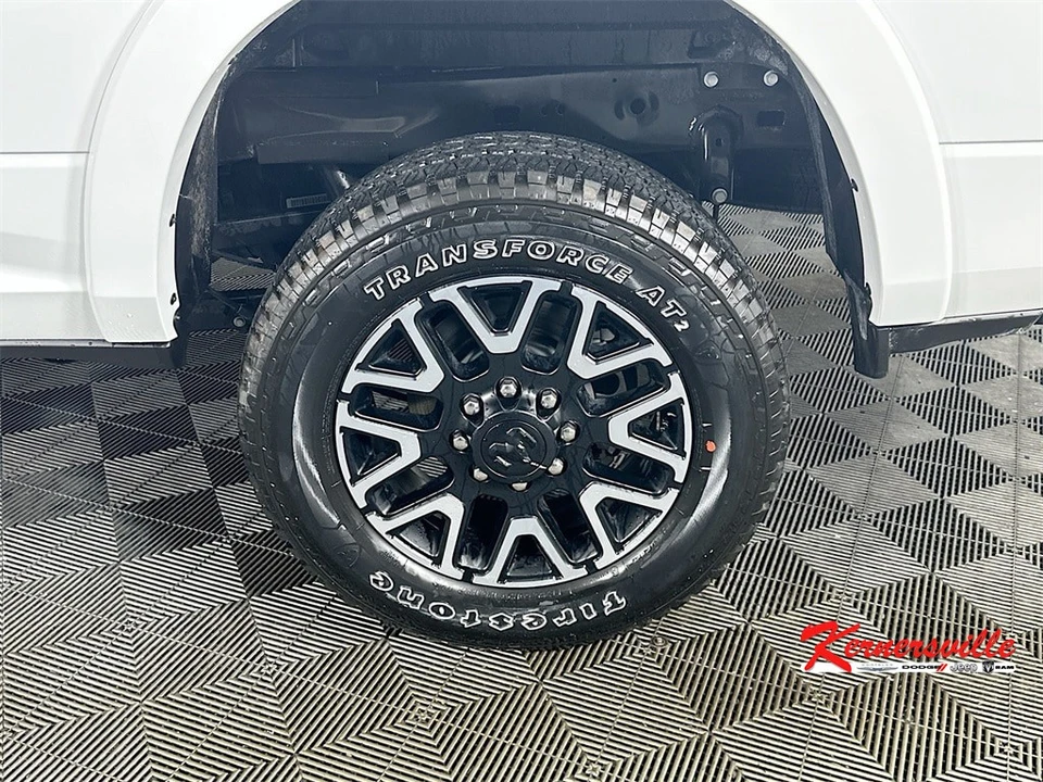 2026 Ram 2500 - Image 17 of 21