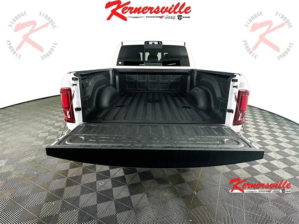 2026 Ram 2500 - Image 16 of 21