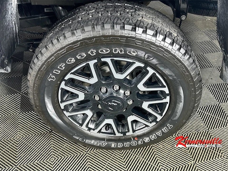 2026 Ram 2500 - Image 17 of 21