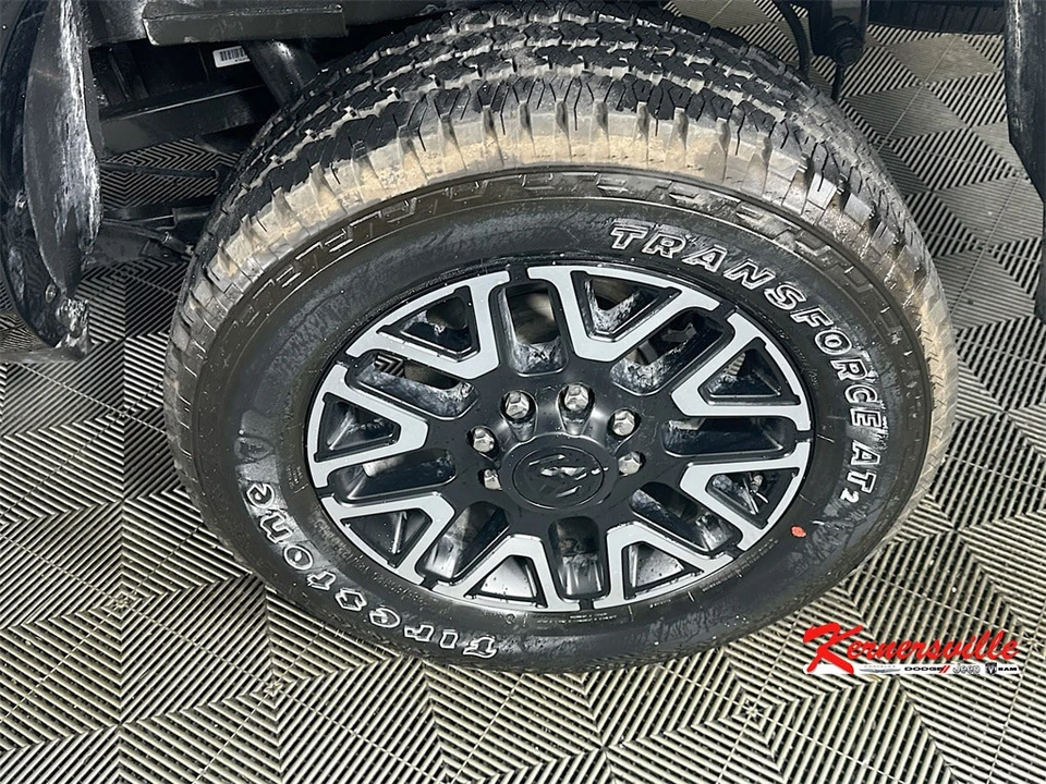 2026 Ram 2500 - Image 17 of 21