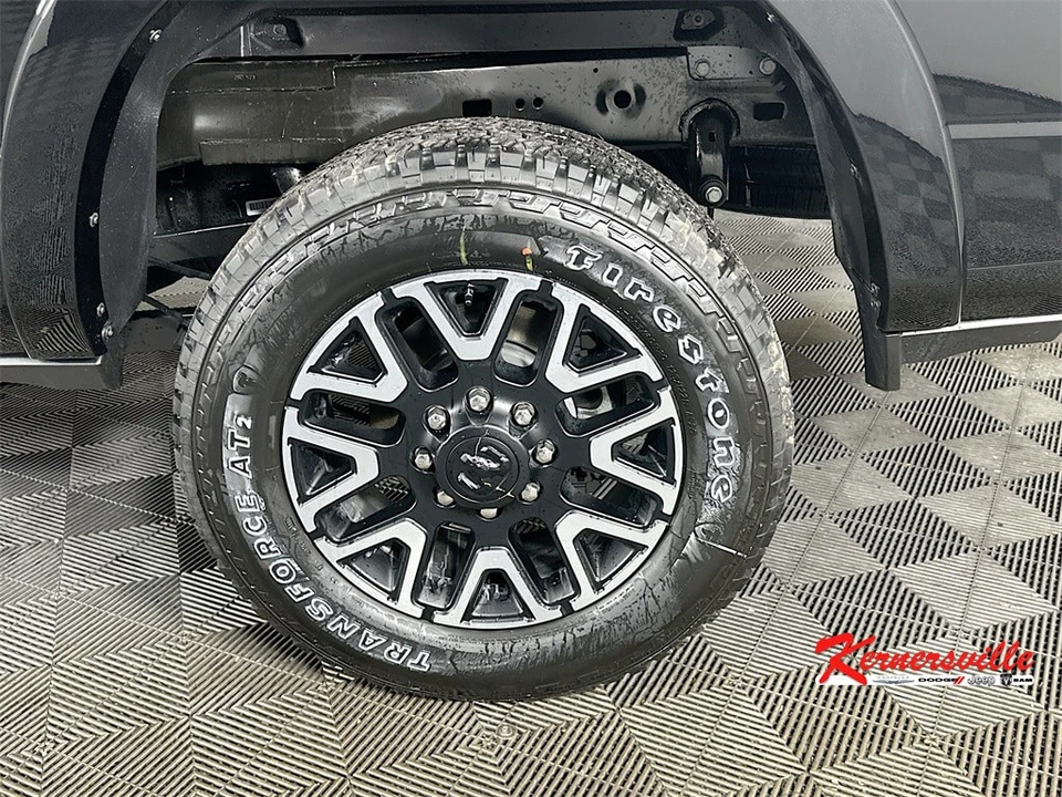 2026 Ram 2500 - Image 17 of 21