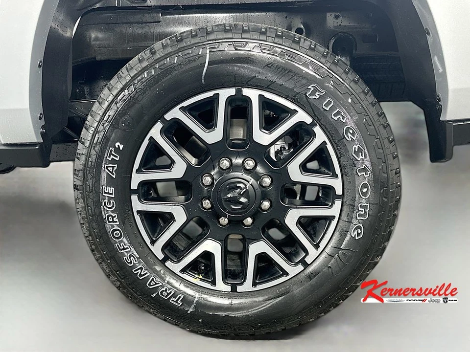 2026 Ram 2500 - Image 17 of 21