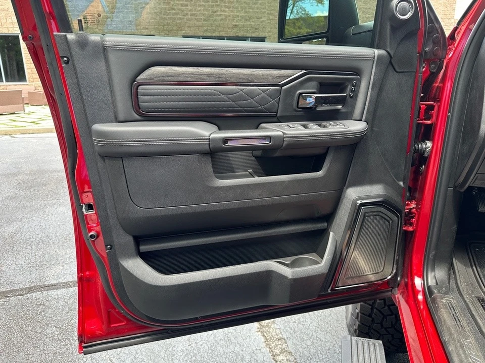 2026 Ram 2500 - Image 14 of 24
