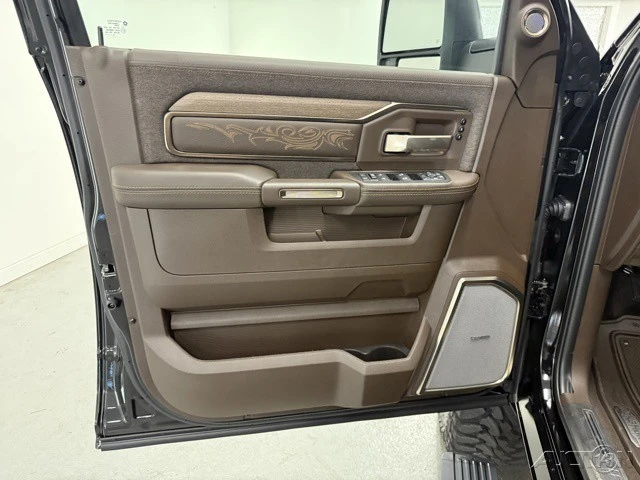 2026 Ram 2500 - Image 10 of 12