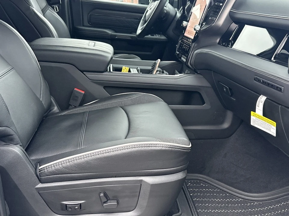 2026 Ram 2500 - Image 16 of 21