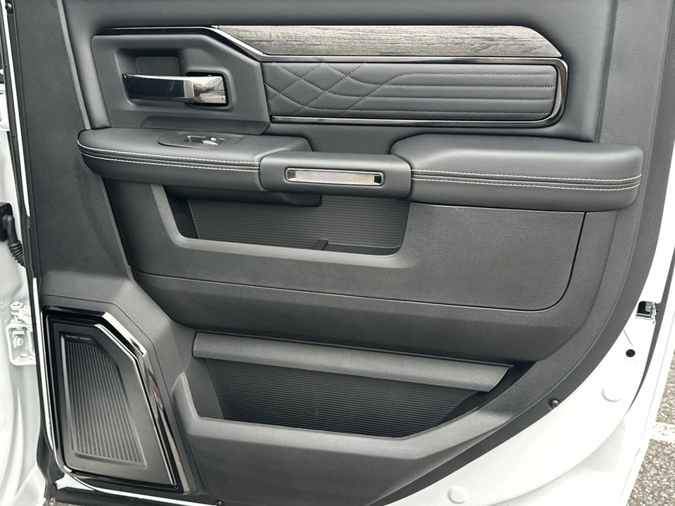 2026 Ram 2500 - Image 19 of 21