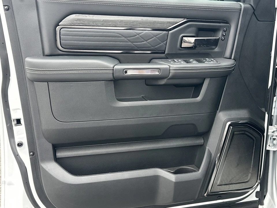 2026 Ram 2500 - Image 11 of 21