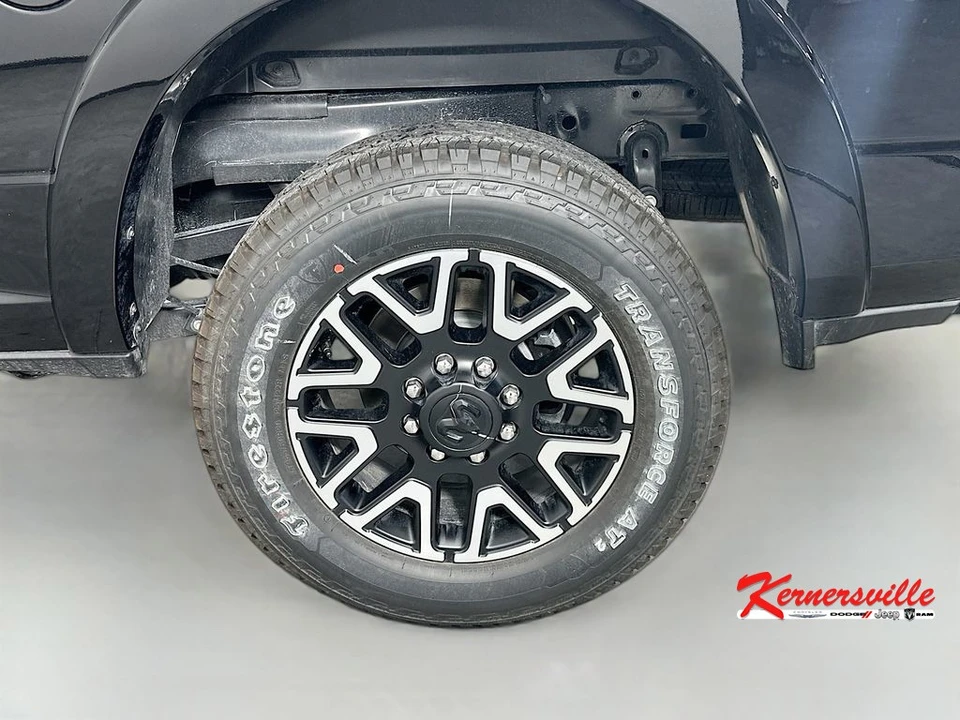 2026 Ram 2500 - Image 16 of 19