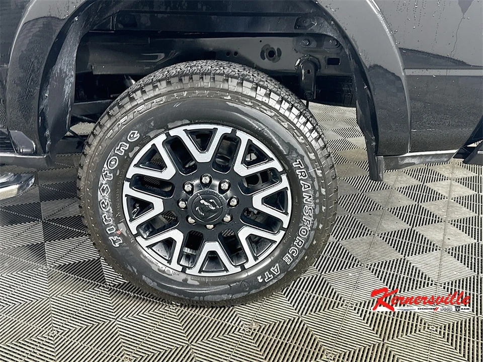 2026 Ram 2500 - Image 18 of 21