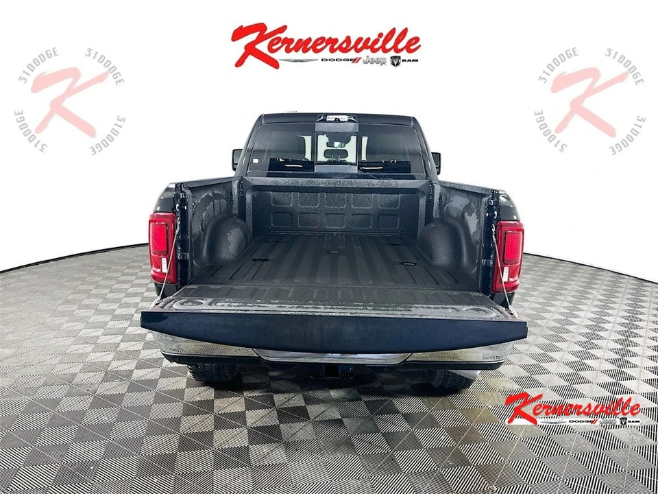 2026 Ram 2500 - Image 16 of 21
