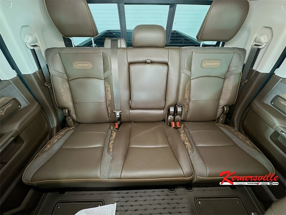 2026 Ram 2500 - Image 10 of 21