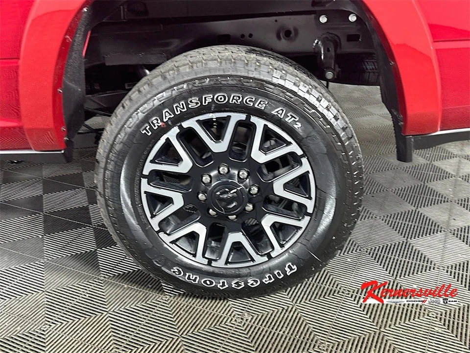 2026 Ram 2500 - Image 17 of 21