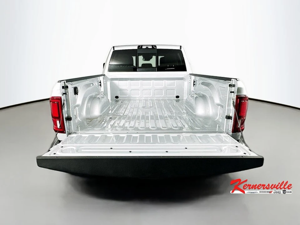2026 Ram 2500 - Image 16 of 21