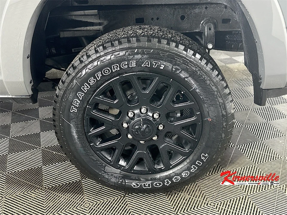 2026 Ram 2500 - Image 17 of 21