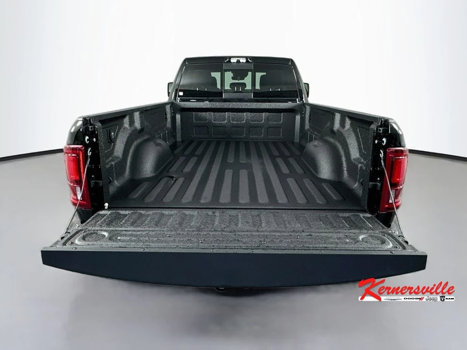 2026 Ram 2500 - Image 16 of 21