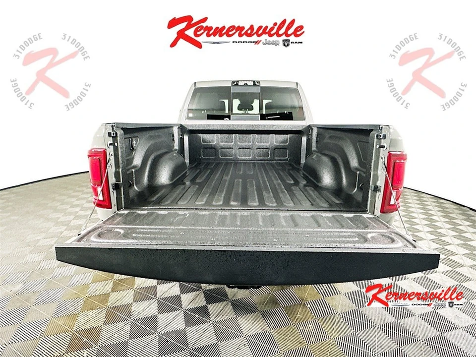 2026 Ram 2500 - Image 16 of 21